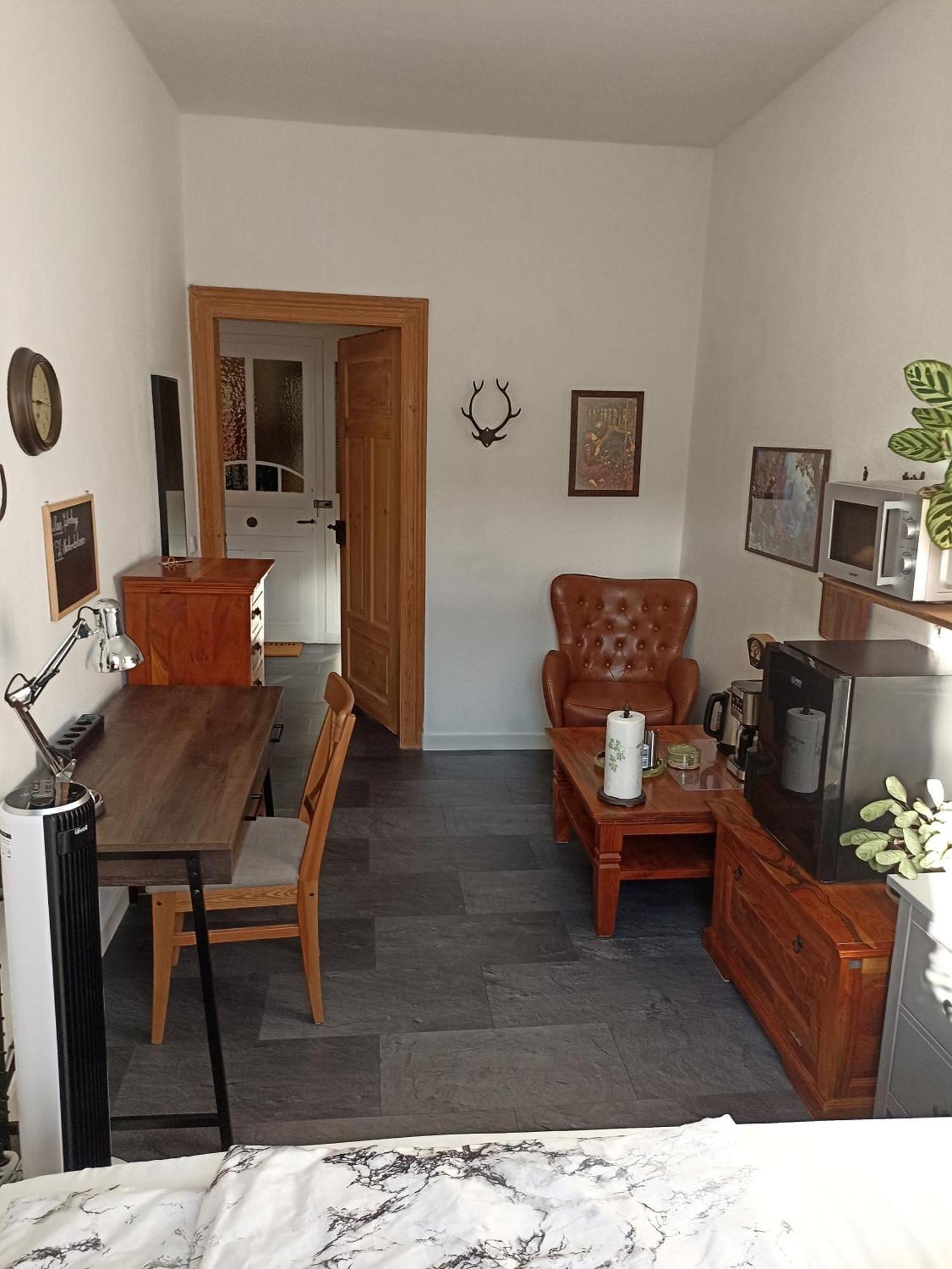 Privates Gaestezimmer In Altenburg Buitenkant foto